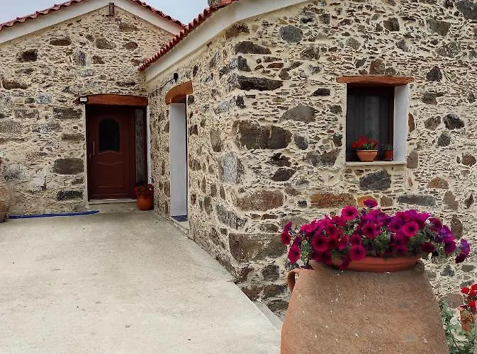 Alexander\'S Cottage